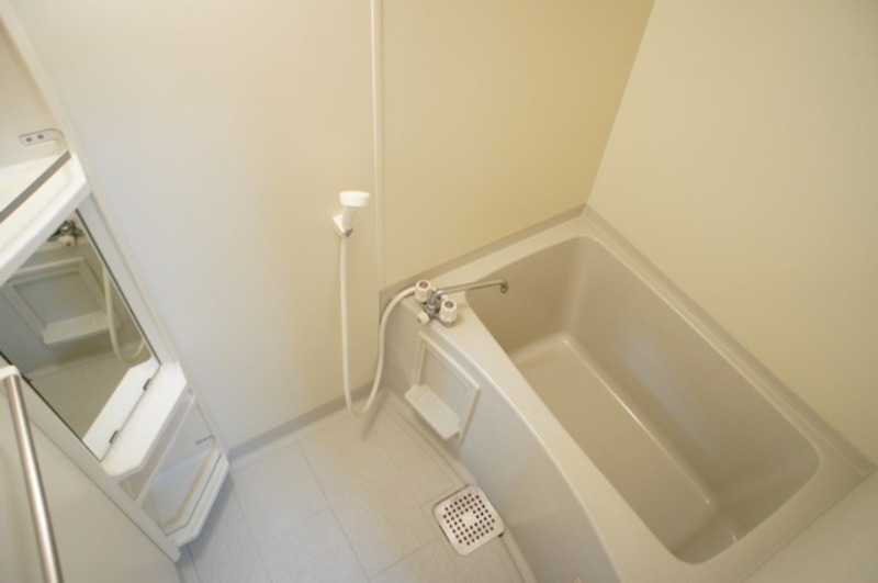 バス・シャワールーム　図面と現状に相違がある場合には現状を優先