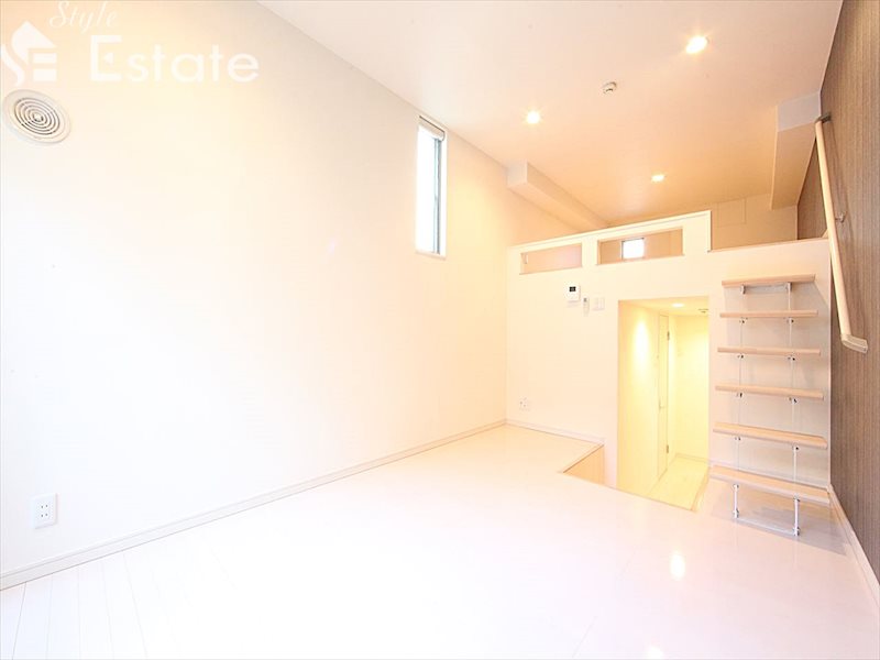 居室・リビング　内装