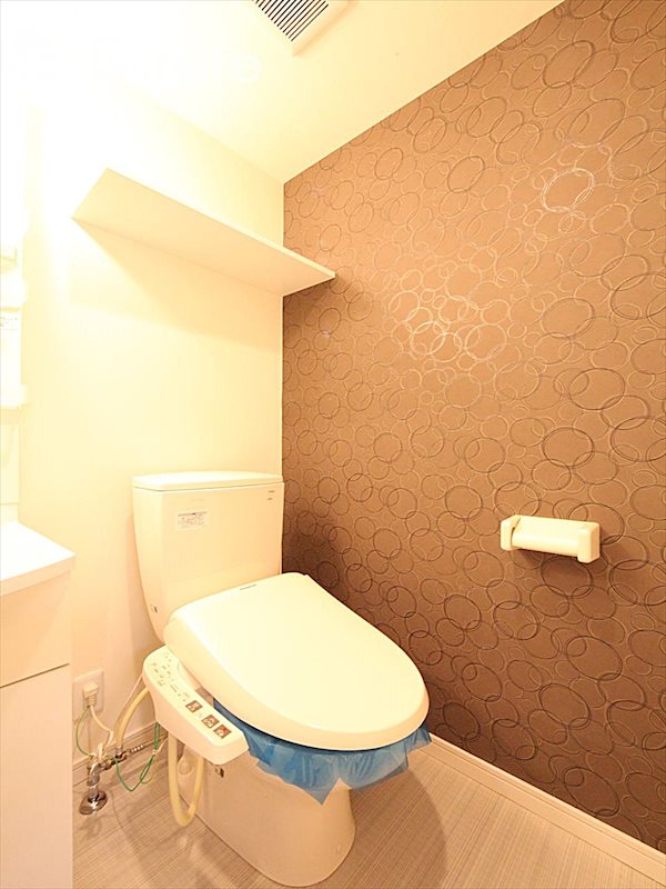 トイレ　トイレ