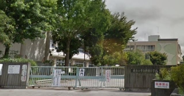 小学校　東松山市立新宿小学校（小学校）まで469m