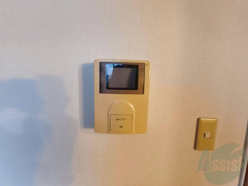 セキュリティ　ＴＶモニター付インターホンです。来客者の顔が見えるので安心！