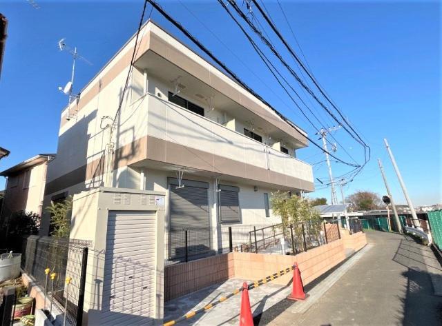 エントランス　外観写真（昼）