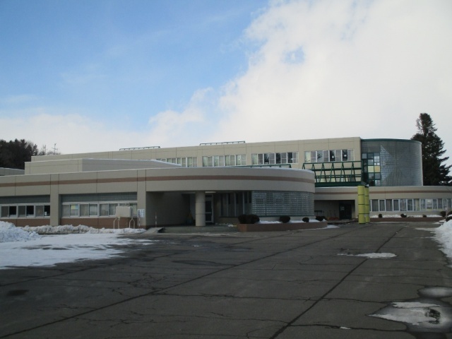 小学校　音更町立下音更小学校（小学校）まで912m