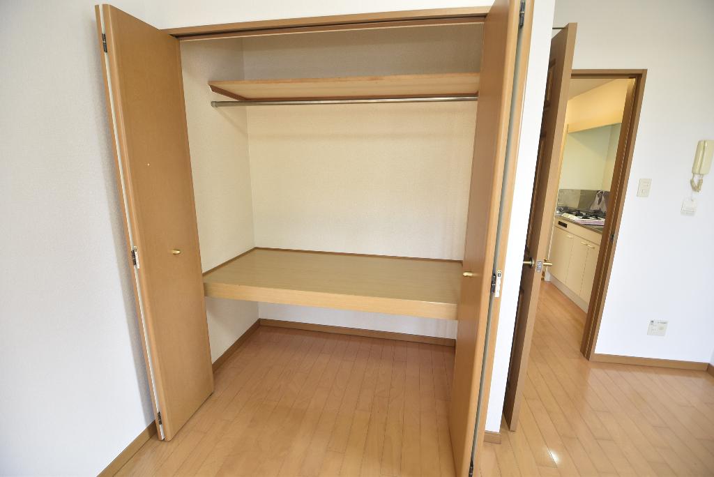 収納　クローゼット