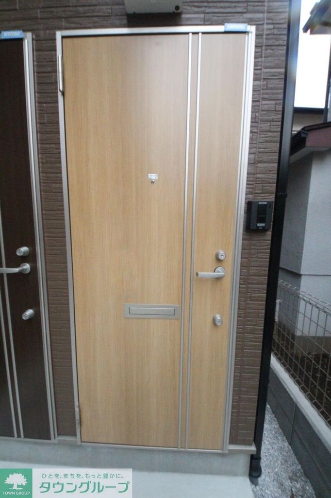 玄関　キッチン