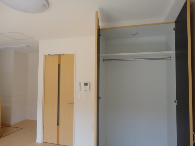 収納　クローゼット