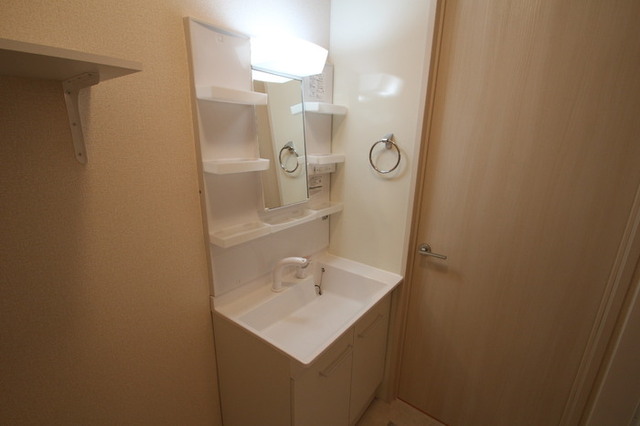 洗面設備　洗髪洗面化粧台