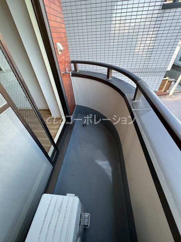 バルコニー　開放感あり