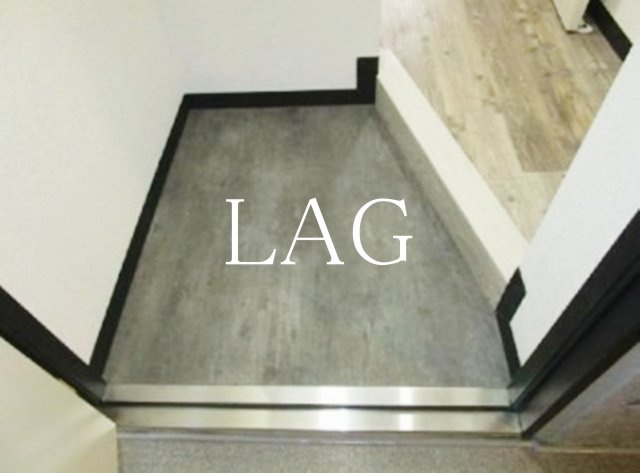 玄関　玄関です。