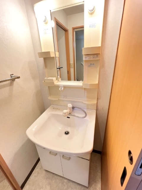 洗面設備　シャンプードレッサー