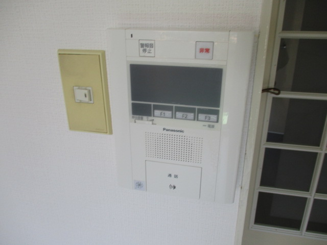 セキュリティ　モニターホン付き。