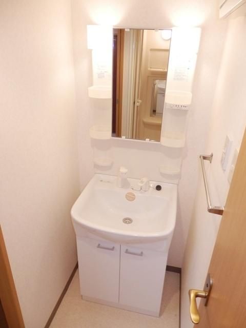 洗面設備　嬉しい独立洗面台