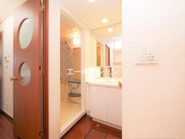 洗面設備　CITY SPIRE桜川II