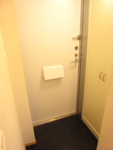 玄関　玄関です。