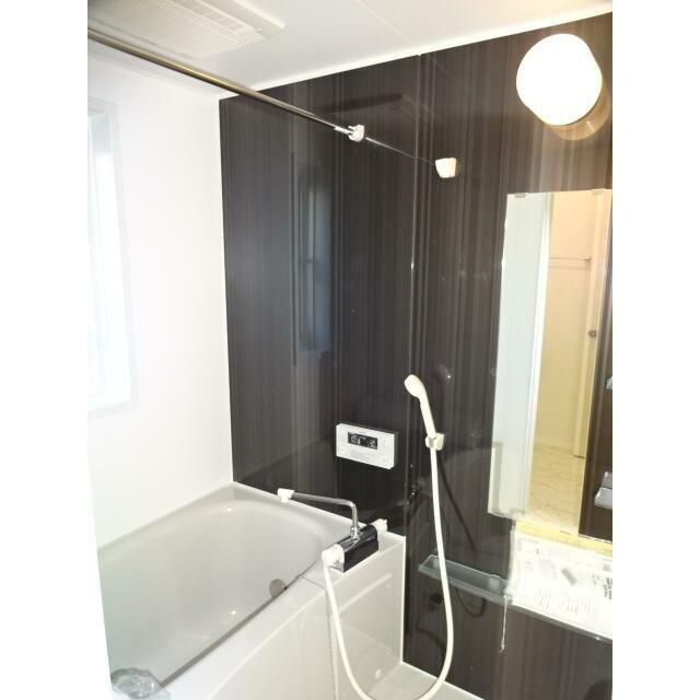 バス・シャワールーム　追焚機能・浴室乾燥機能付の浴室♪