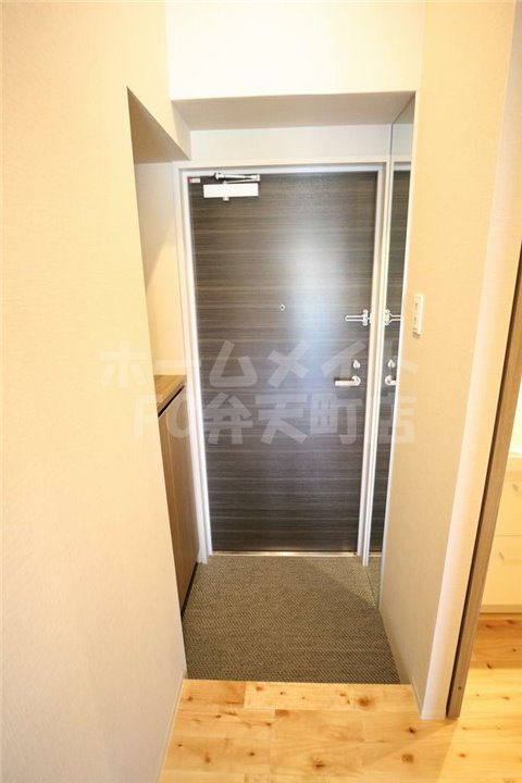 玄関　明るい玄関です