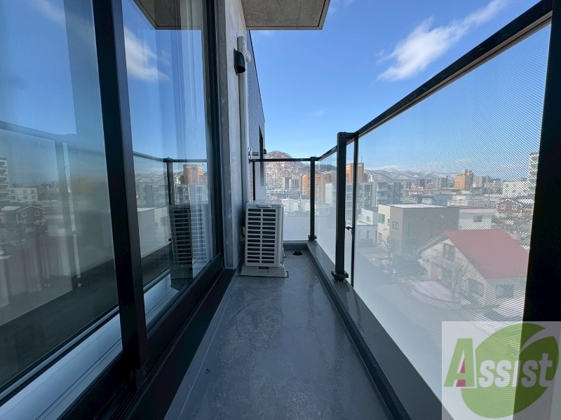 バルコニー　バルコニーです。洗濯物を干したり一息ついたりできますね！