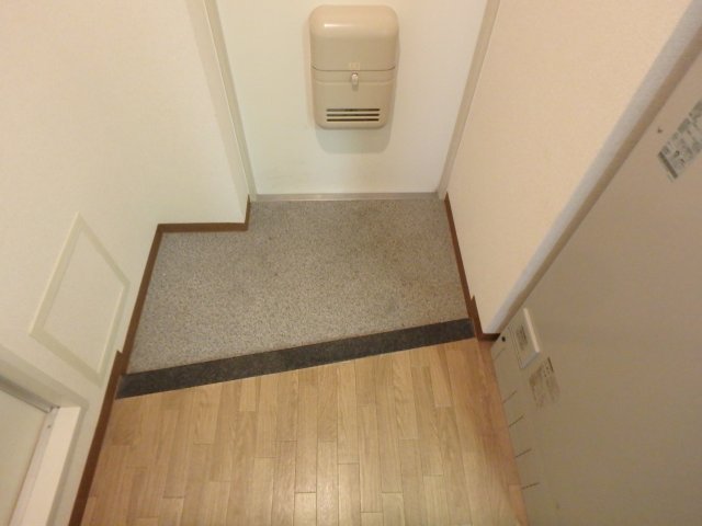 玄関　シンプルで使いやすい玄関です