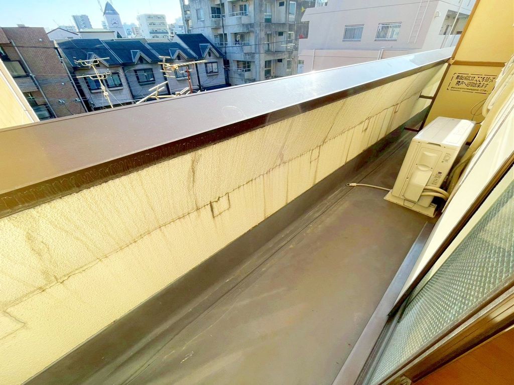バルコニー　バルコニー