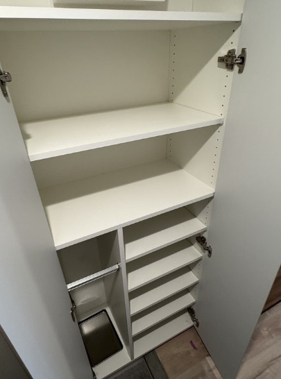 玄関　玄関収納