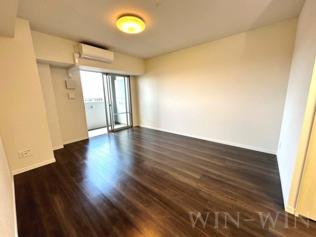 居室・リビング　イメージ（同建物内別部屋の写真です）