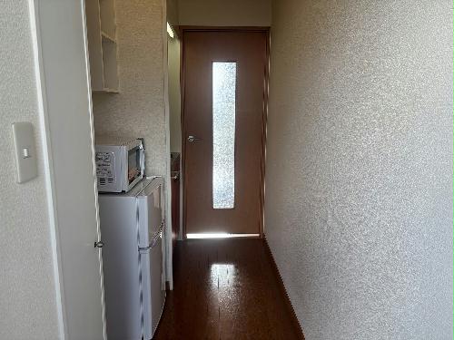 玄関　設備・仕様は号室により異なる為、現況を優先いたします。