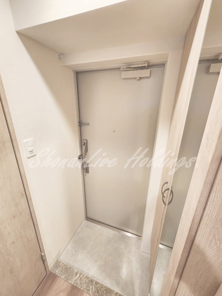 玄関　明るい玄関です