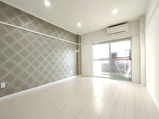 居室・リビング　エアコン設置済み洋室7帖