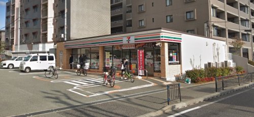 コンビニ　セブンイレブン 西宮上甲子園店（コンビニ）まで633m