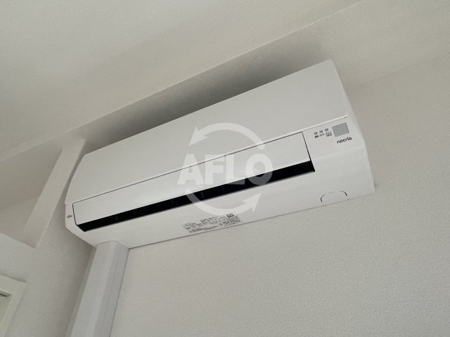 その他設備　セレニテ江坂エクラ　エアコン