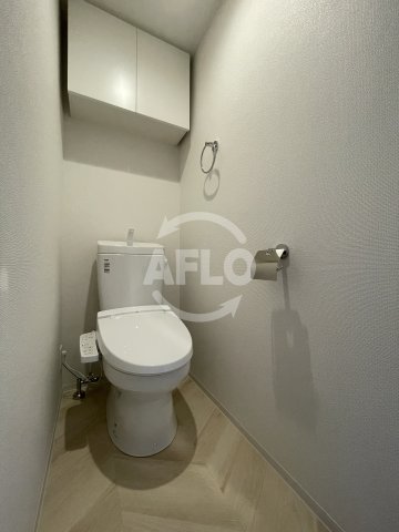 トイレ　セレニテ江坂エクラ　トイレ