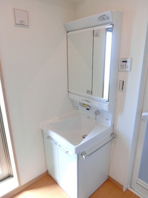 洗面設備　★独立洗面台★