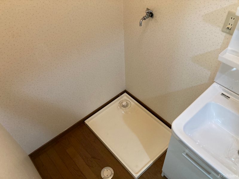 その他設備　洗濯機は脱衣場に置けます。