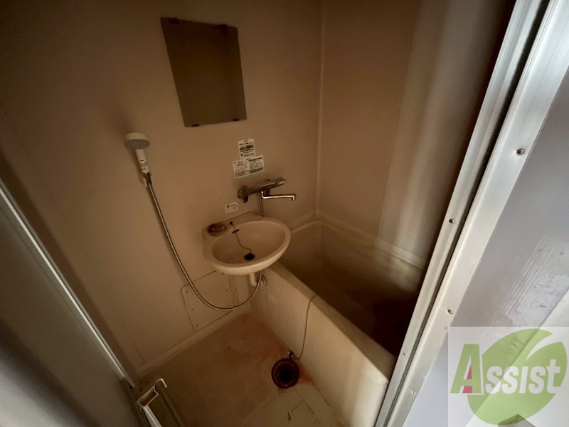 バス・シャワールーム　ユニットバスです。疲れを癒すのに欠かせませんね！