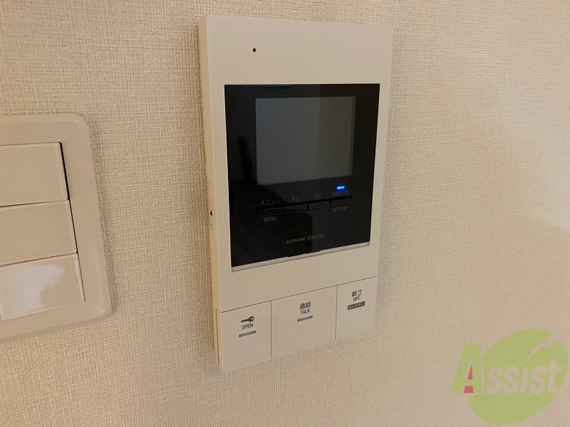 セキュリティ　インターホンは通話ができるので急な訪問があっても安心です。