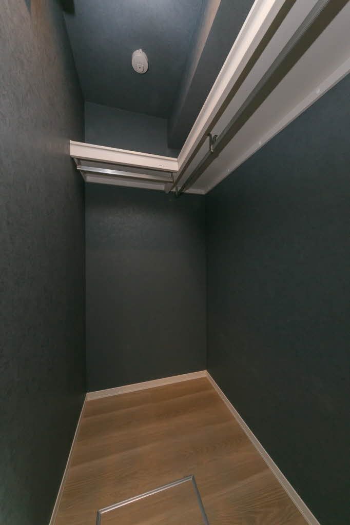 収納　ＷＩＣ　大容量の収納力のあるウォークインクローゼットを採用…