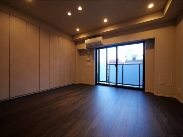 居室・リビング　ゆったり過ごせる居間です