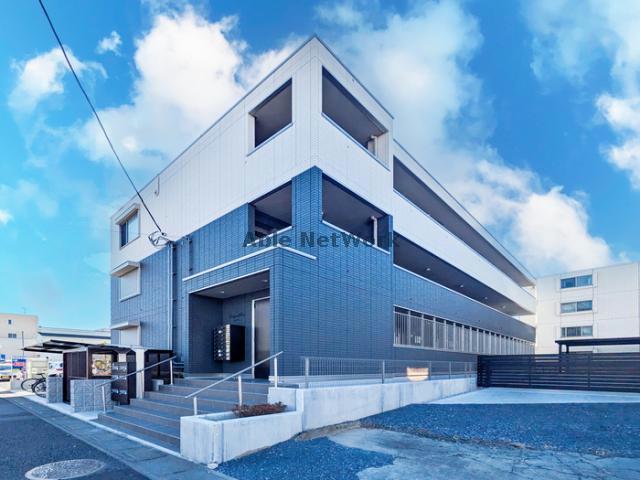 建物外観　建築中