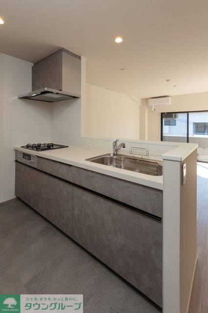 キッチン　※写真は同タイプ住戸です。