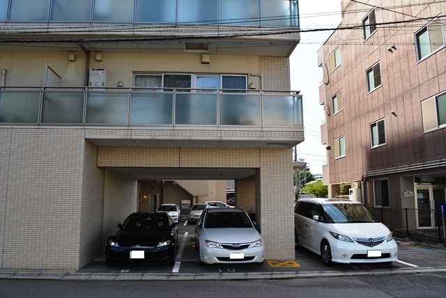 駐車場　敷地内駐車場空き区画ございます。