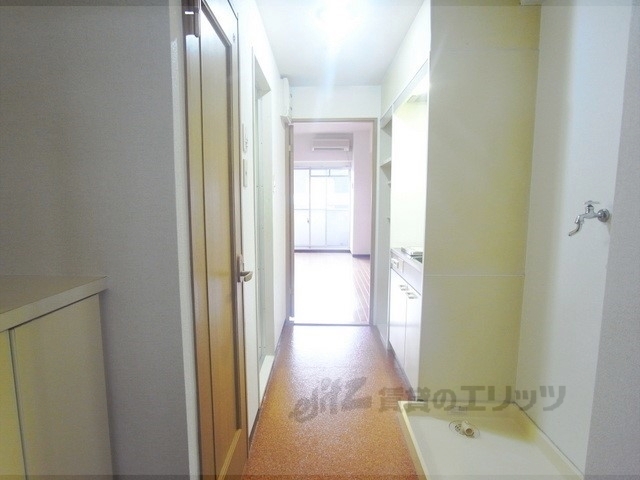 その他部屋・スペース　廊下