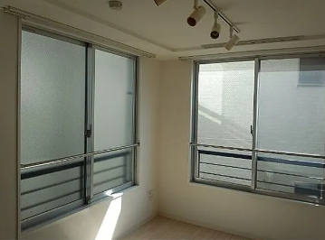 居室・リビング　☆明るい居室☆