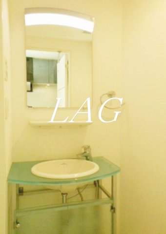 洗面設備　洗面台です。