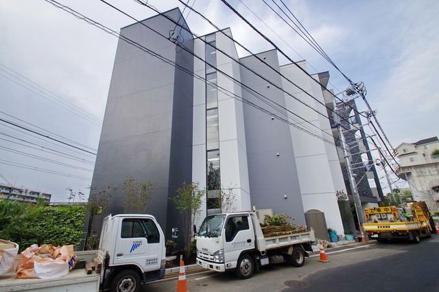 建物外観　★お部屋探しはタウンハウジング稲田堤店まで★