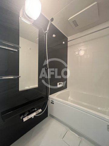 バス・シャワールーム　プレサンスNEO上新庄PRIMECRUIS　浴室