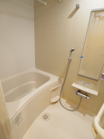 バス・シャワールーム　同物件別部屋参考写真