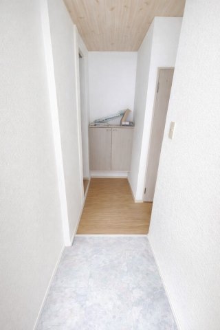 玄関　内装イメージ画像