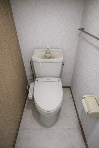 トイレ　内装イメージ画像