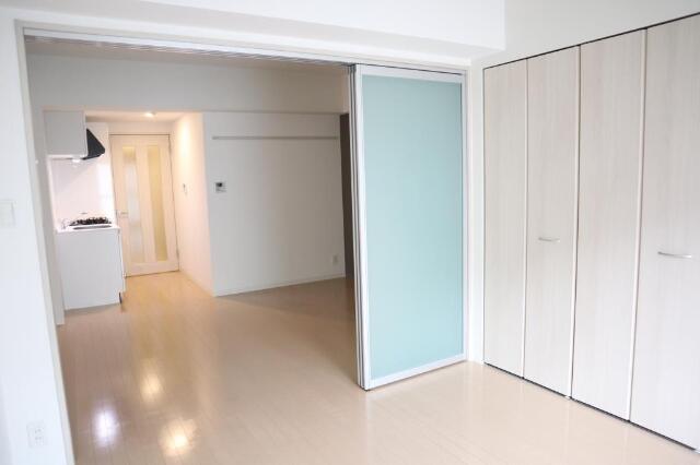 居室・リビング　居間です