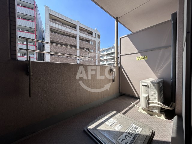 バルコニー　中央メルヴェール江坂　バルコニー